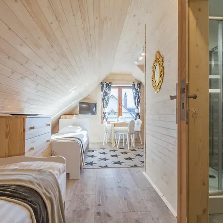 Δωμάτια σε οικογενειακή κατοικία Pod Jesionami