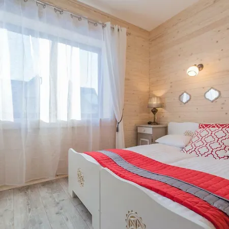 Pod Jesionami Ubytování v soukromí Chocholow